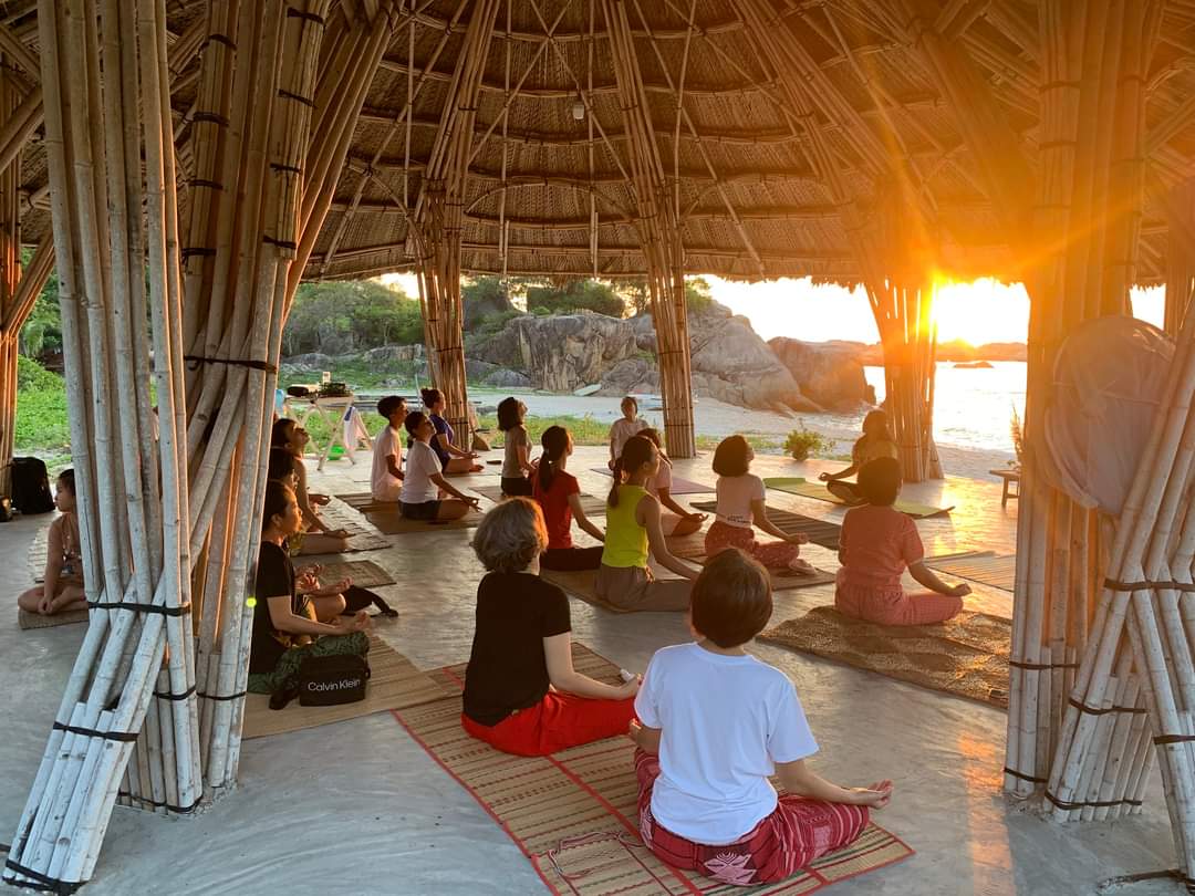 huấn luyện viên yoga
