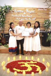 học Huấn luyện viên Yoga