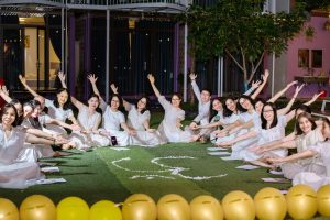 Làm Gì Khi Bạn Muốn Dạy Yoga Nhưng Sợ Nói Trước Đám Đông?